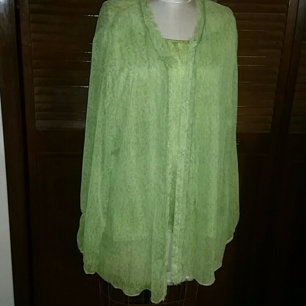 Tahari Greentop and over lay